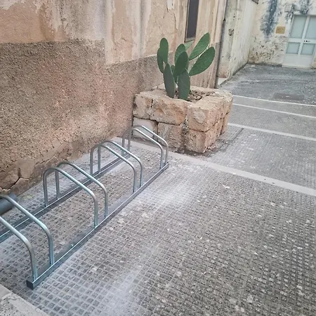 Interno 13 شقة Spinazzola